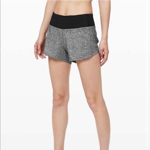 lululemon Speed Up Mid-Rise Short 4”